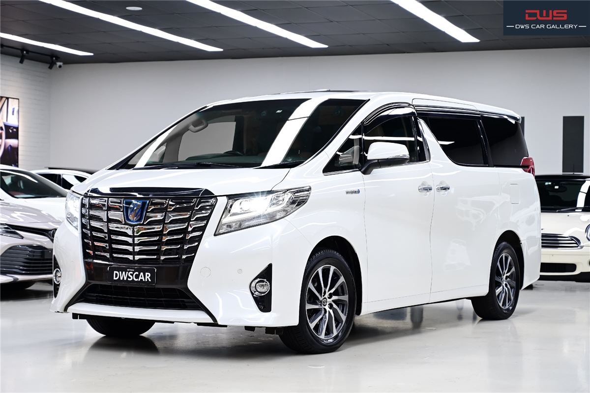 2017年Toyota Alphard埃尔法2.5L Hybrid